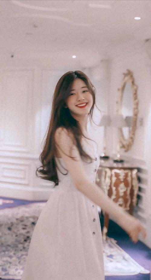 赵露思图片 潜规则是什么意思,揭秘娱乐圈潜规则真相